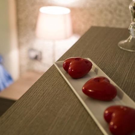 Mikale Rooms Рим Екстериор снимка