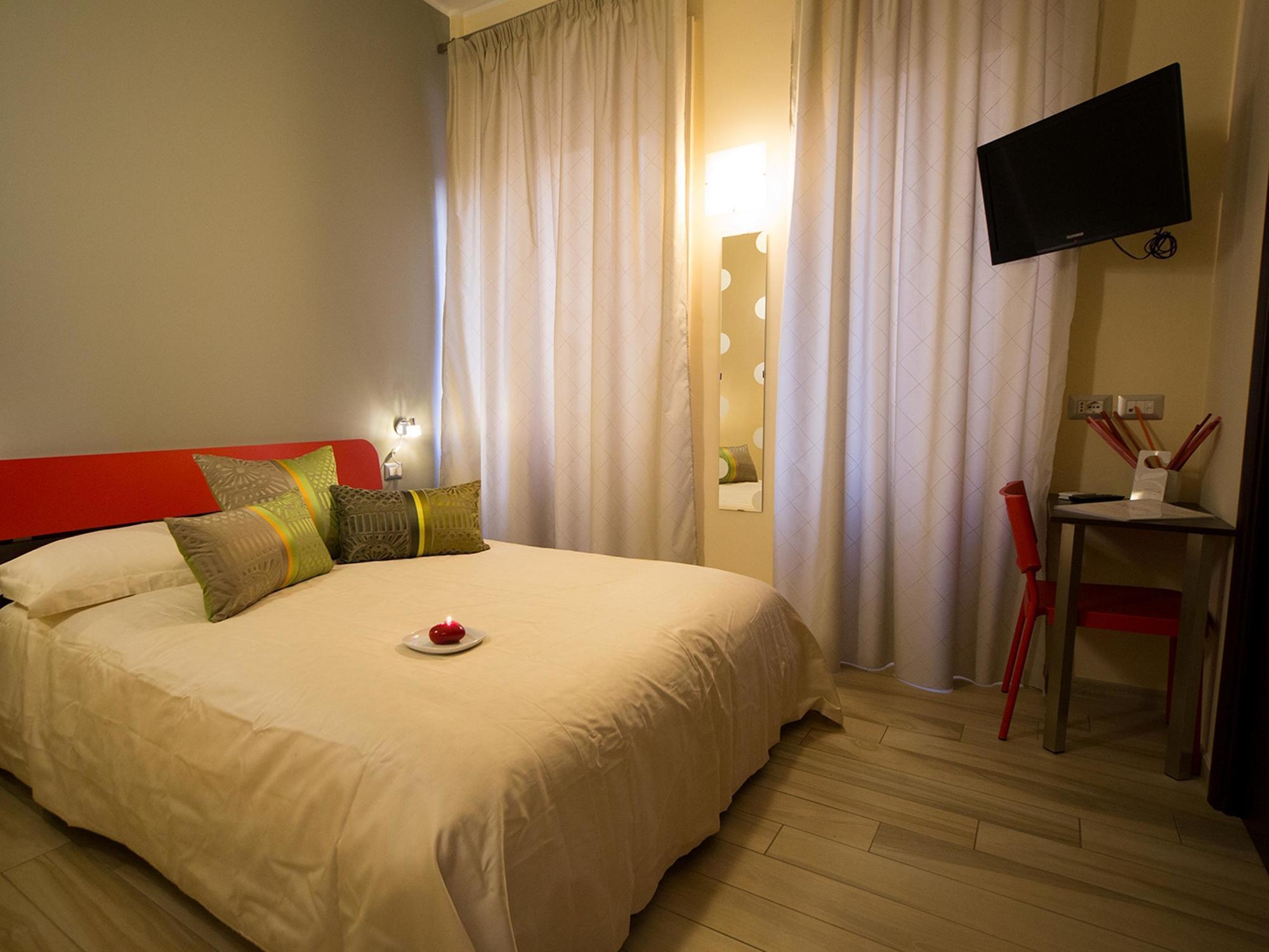 Mikale Rooms Рим Екстериор снимка