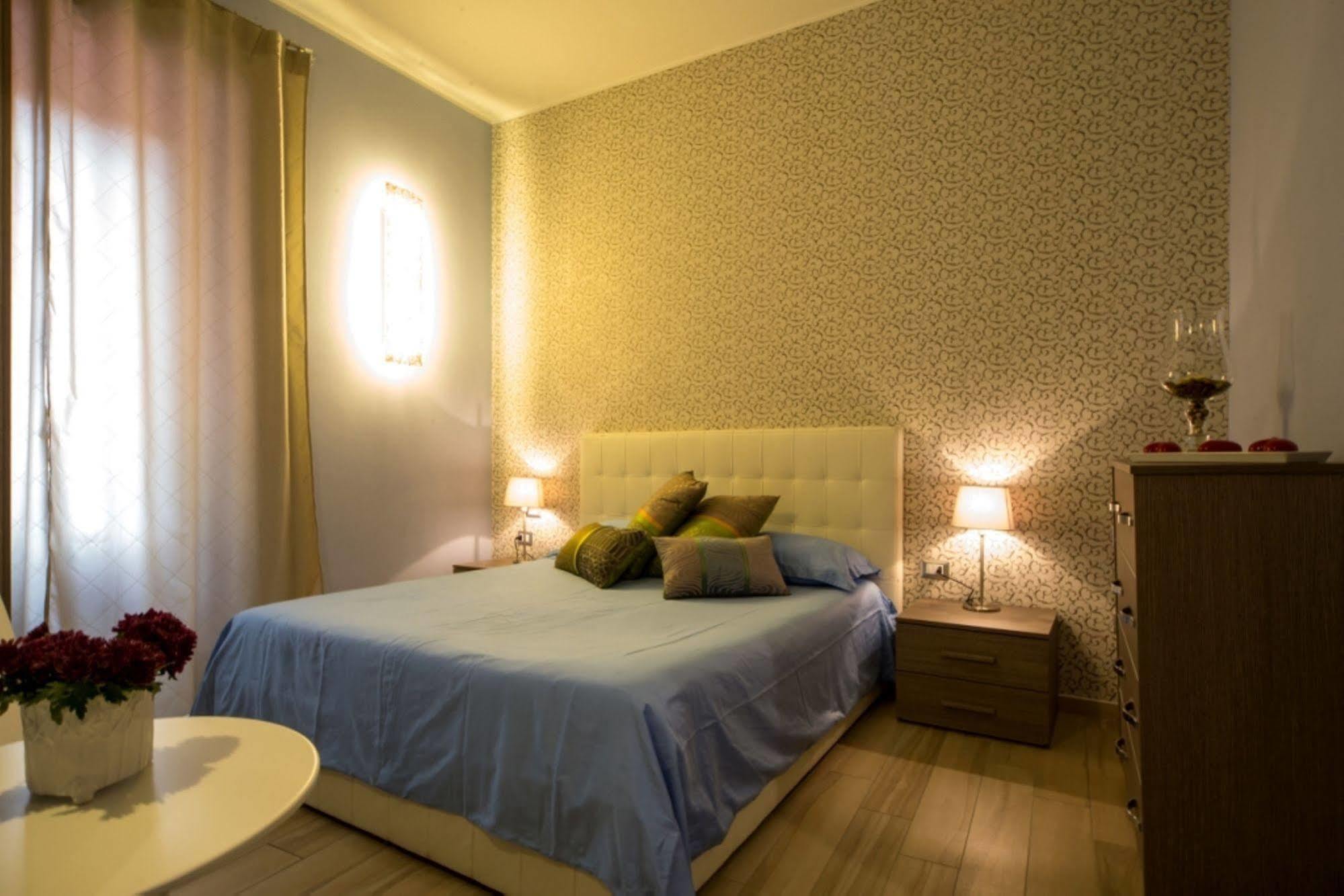 Mikale Rooms Рим Екстериор снимка
